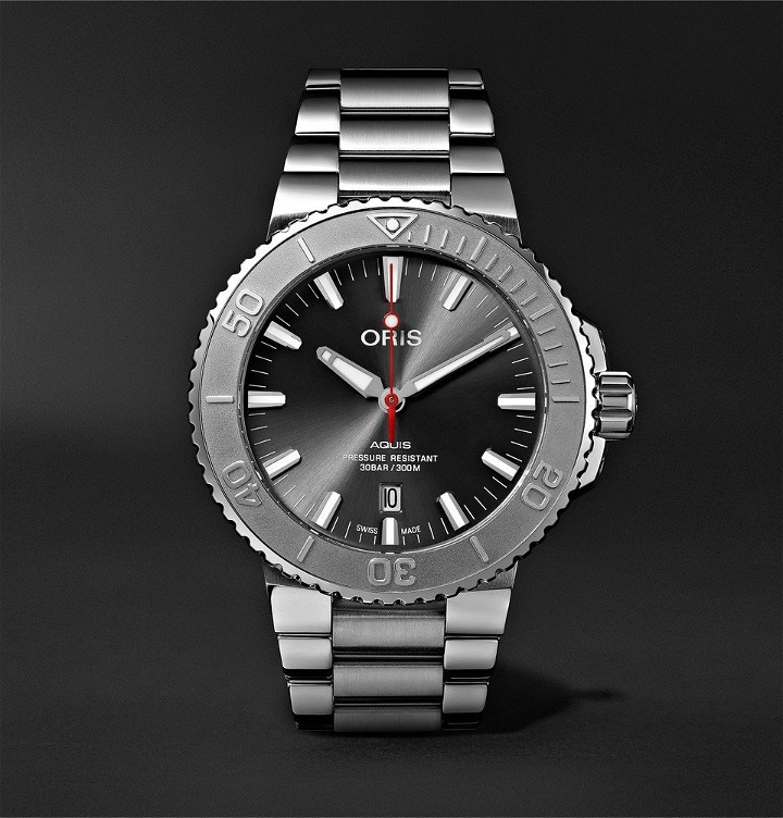 Photo: Oris - Aquis Date Relief Automatic 43.5mm Stainless Steel Watch - Black