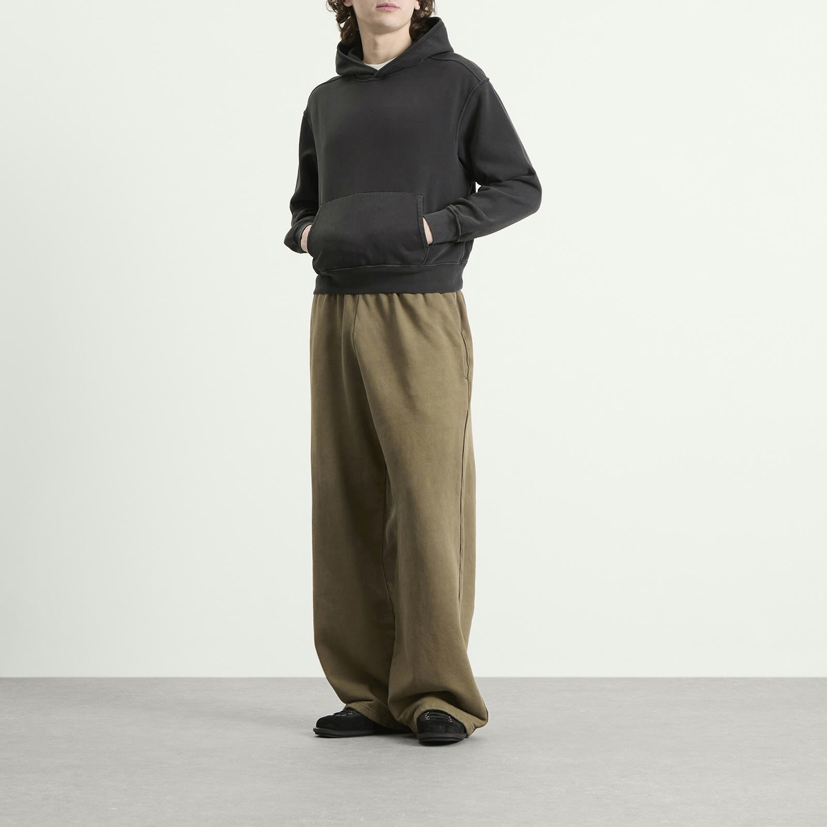 Lady White Co. Men's Mini Hoodie in Pigment Charcoal