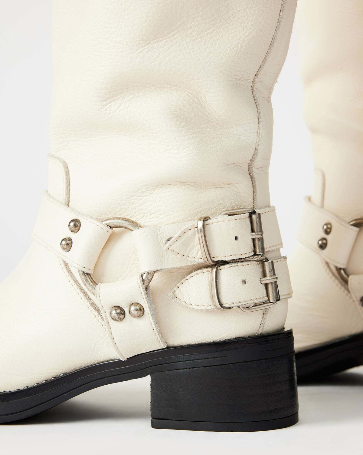 Steve Madden Astor Boots in Natural