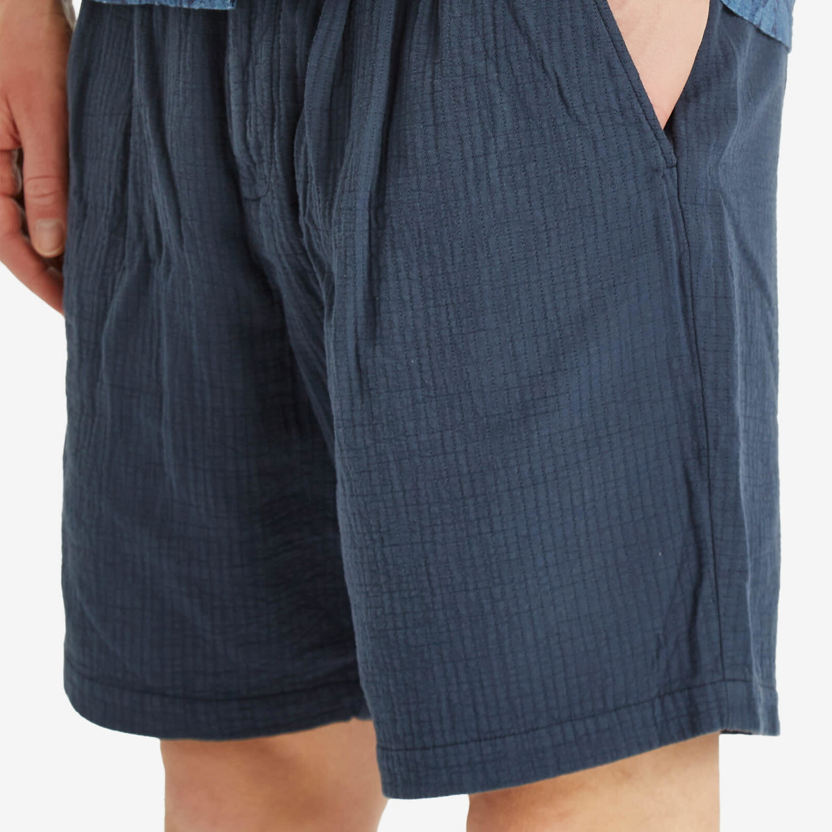 Kestin Men's Mhor Textured Shorts in Washed Navy