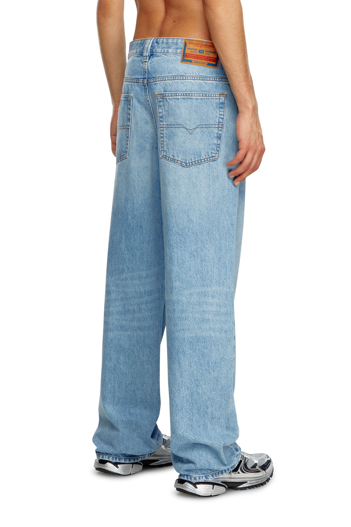 ディーゼル Relaxed Jeans 2001 D-Macro 28×30 Diesel Relaxed Jeans - 2001 D-Macro - Jeans Mens in Blue Diesel