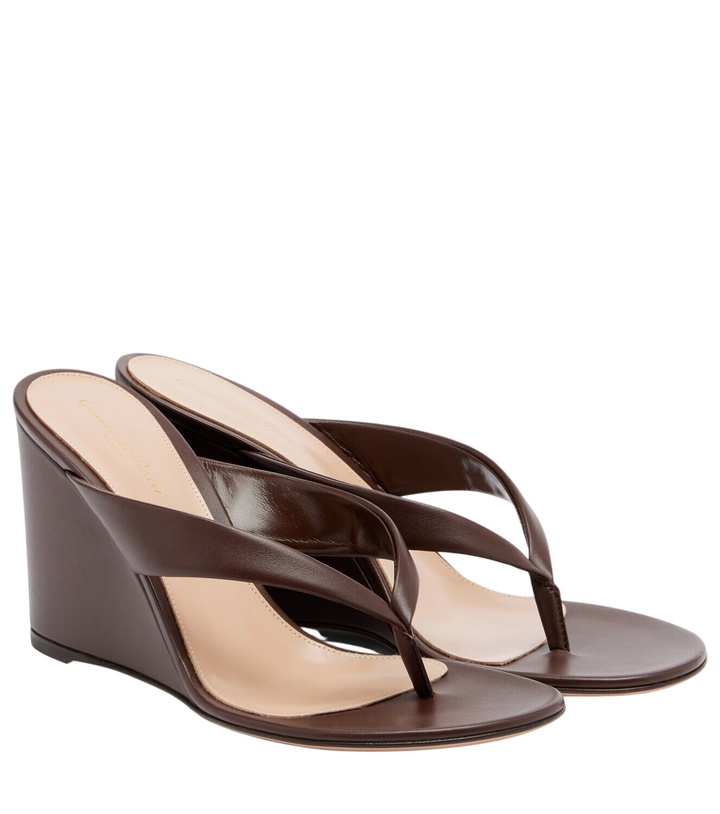 Photo: Gianvito Rossi Leather wedge thong sandals