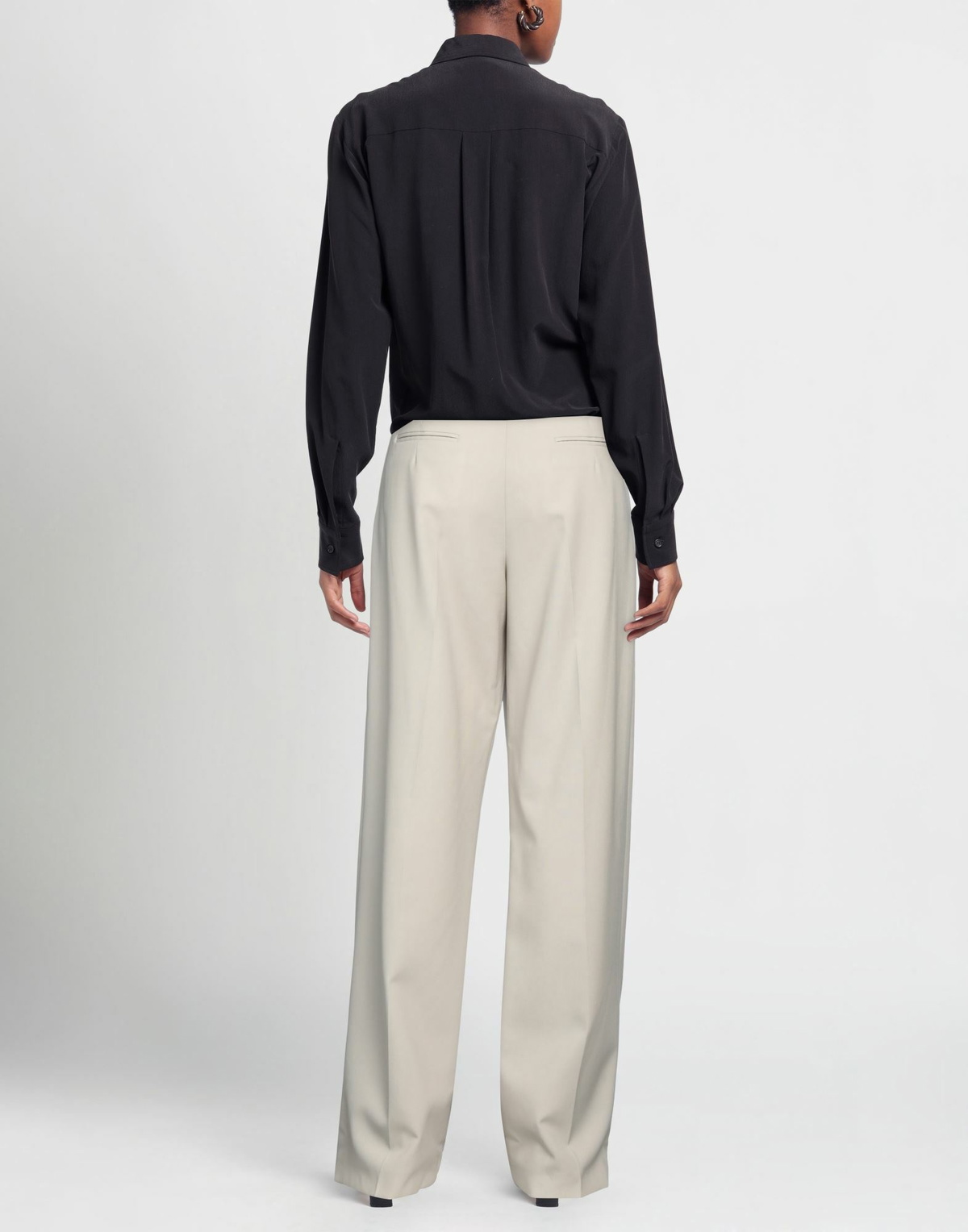 Quira Womens Pants Light in Grey