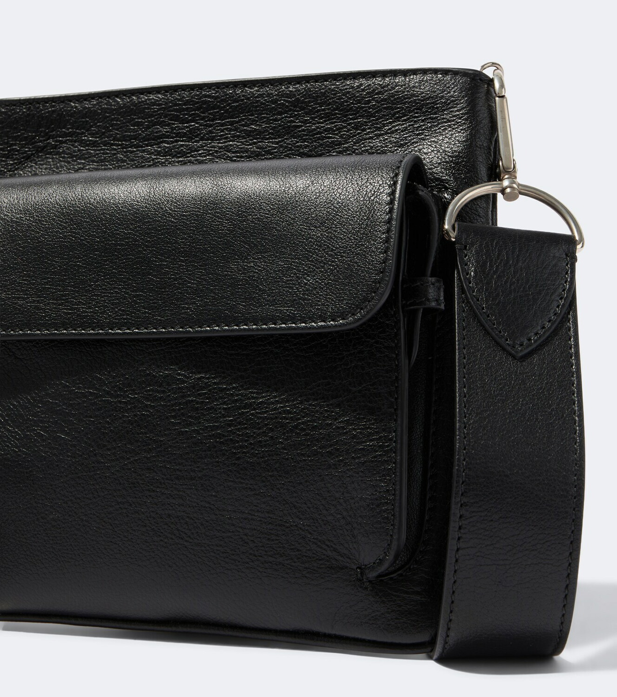 Métier Slide leather messenger bag