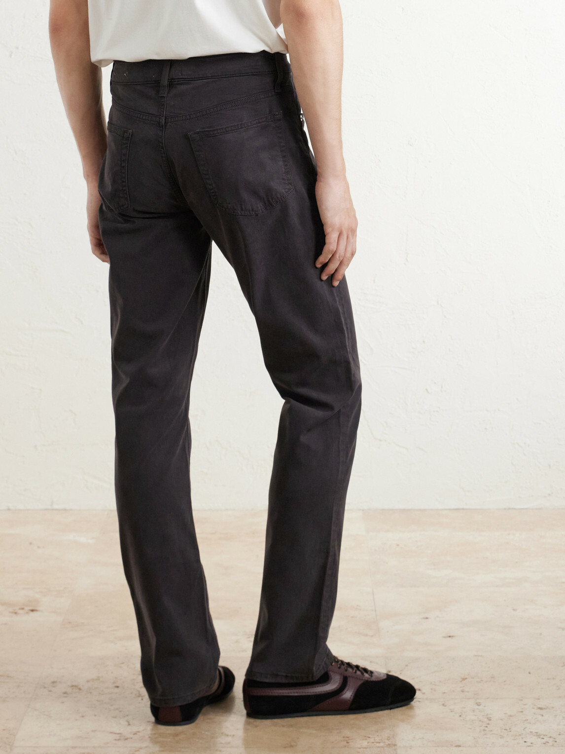 FRAME - The Modern Slim-Fit Straight-Leg Jeans - Gray