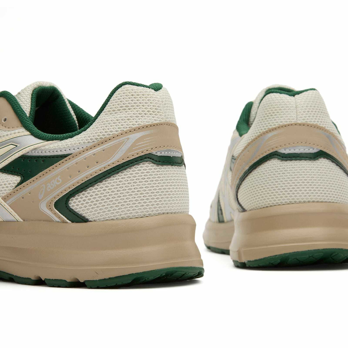 Asics Jog 100s Sneaker in Pale Oak/Pure Silver