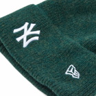 New Era New York Yankees Wide Cuff Beanie Hat in Dark Green 