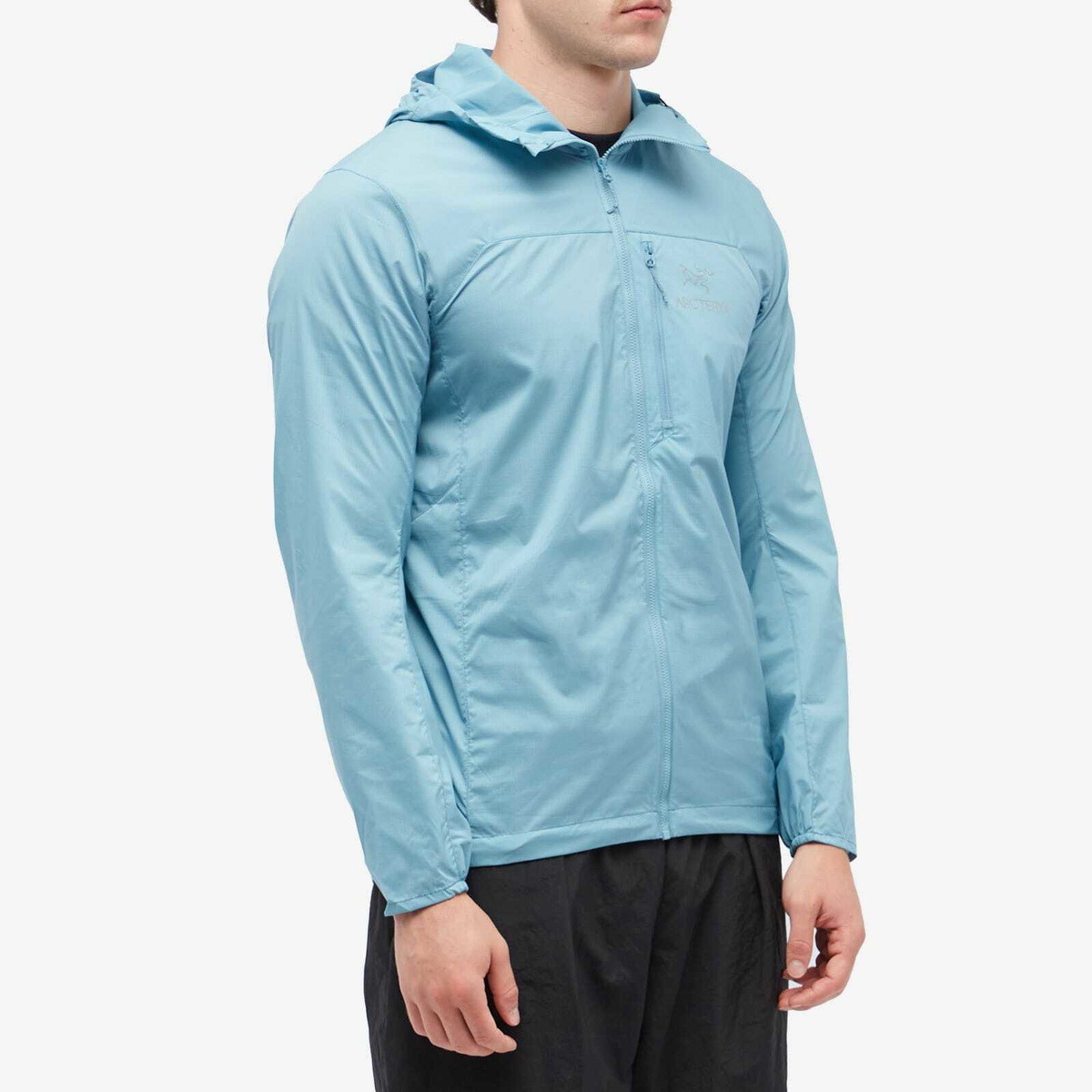 Arc'teryx Men's Squamish Hooded Jacket in Solace Arc'teryx