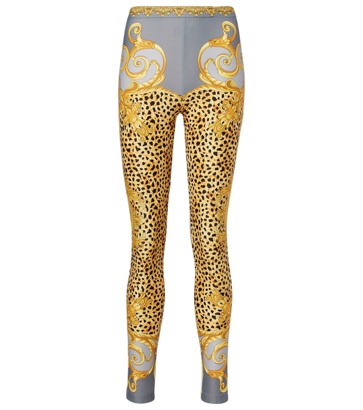 Photo: Versace Printed jersey leggings
