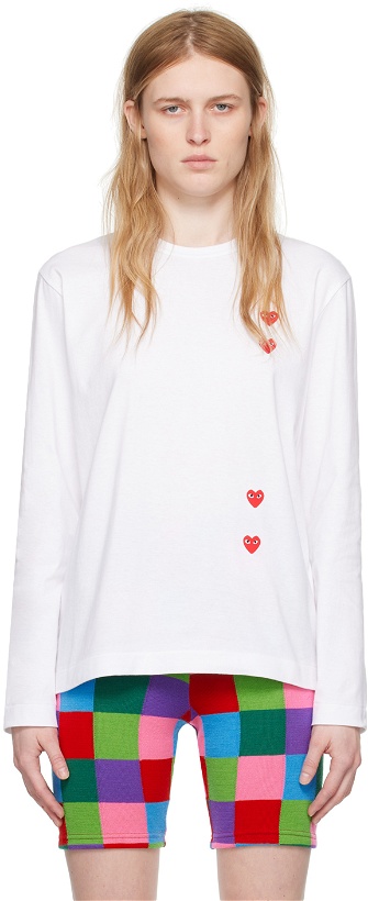 Photo: COMME des GARÇONS PLAY White Vertical Heart Long Sleeve T-Shirt