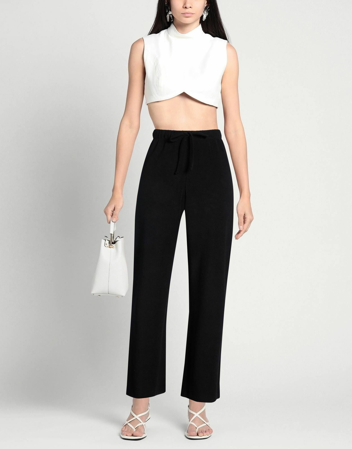Donni. Womens Pants in Black