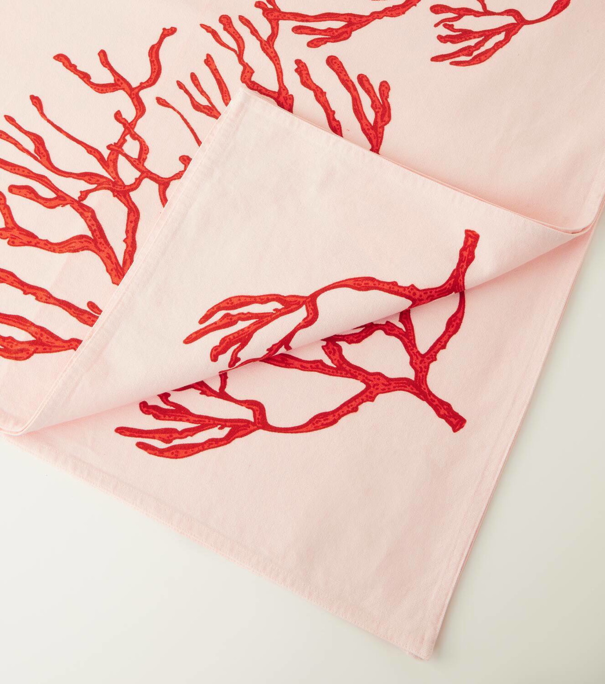 Les-Ottomans Coral cotton tablecloth