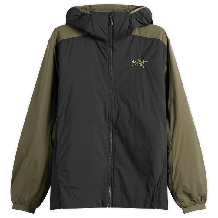 Photo: Arc'teryx Men's Atom Hooded Jacket in Spotlight