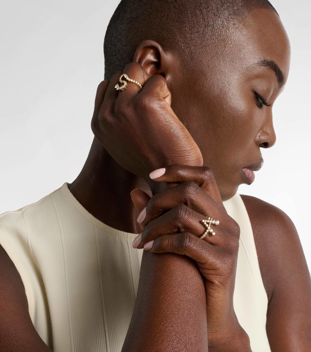 Sophie Bille Brahe Ensemble 18kt gold ring with diamonds