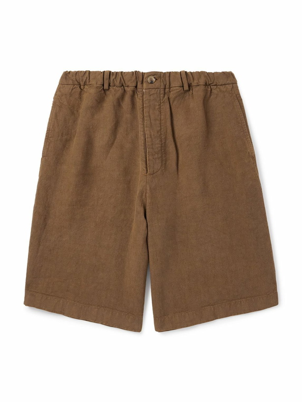 Photo: Federico Curradi - Wide-Leg Linen Shorts - Brown