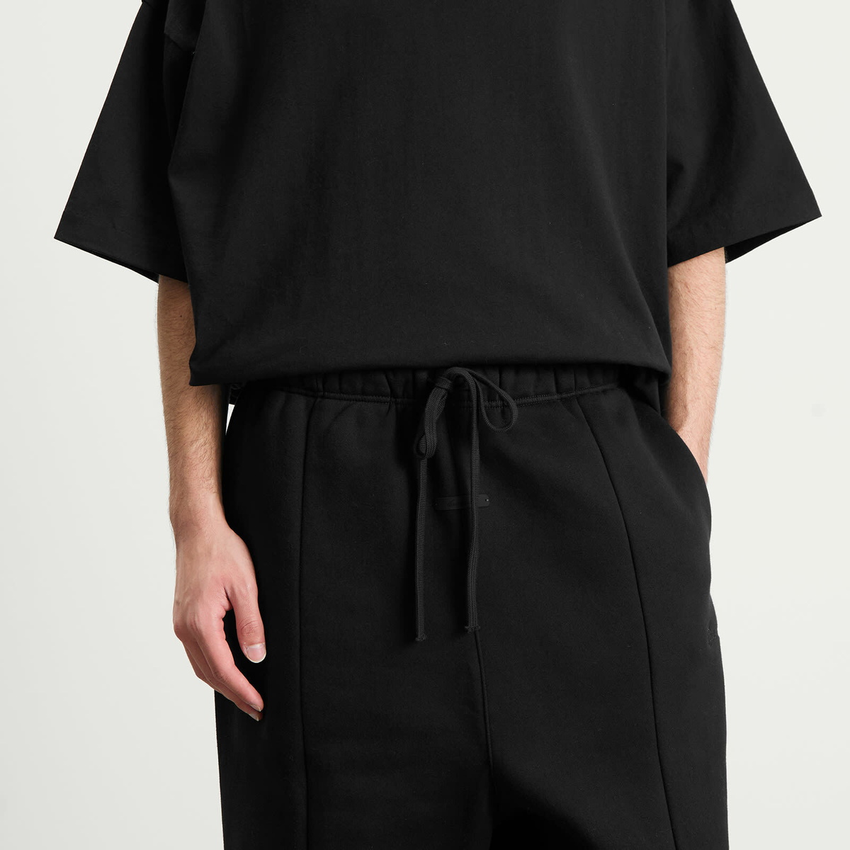 Fear of God ESSENTIALS Men's Signature Lounge Sweat Pants in Black