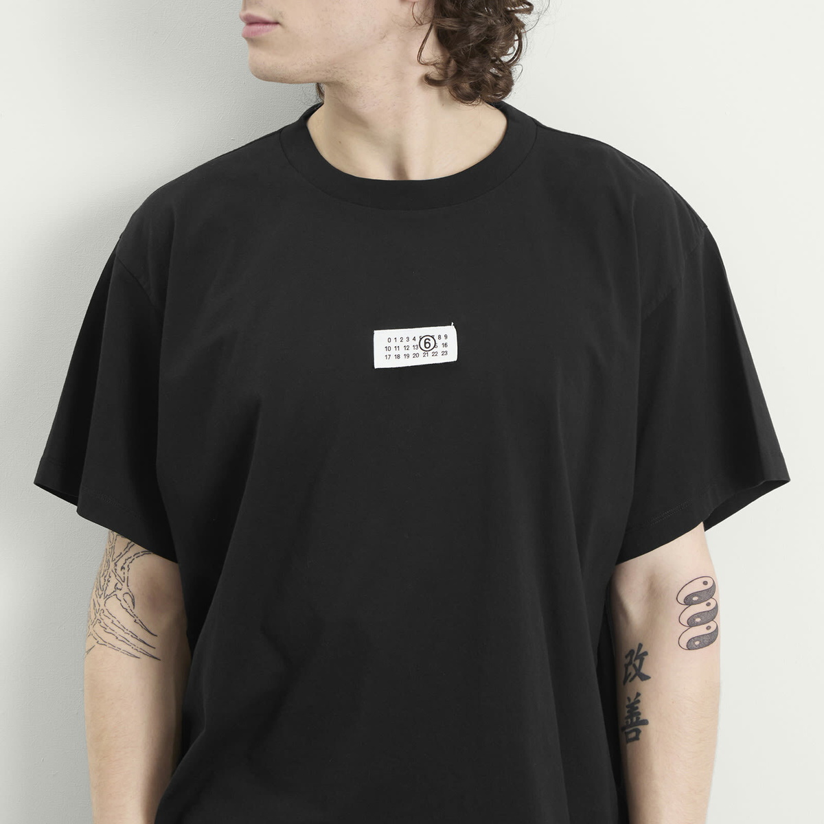 MM6 Maison Margiela Men's Logo T-Shirt in Black MM6 Maison Margiela