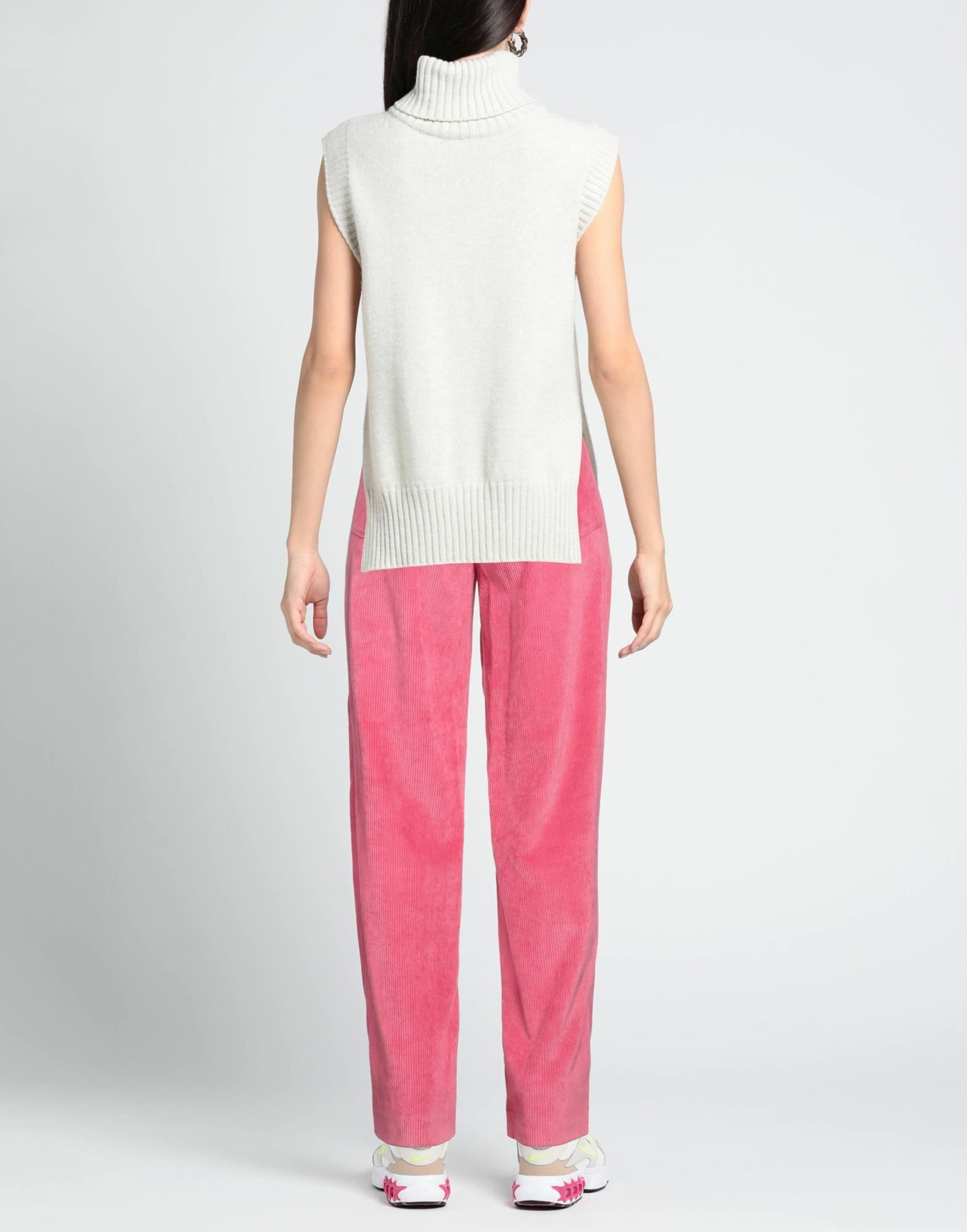Jijil Womens Pants in Magenta
