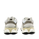 New Balance U9060GRY Sneakers in Grey
