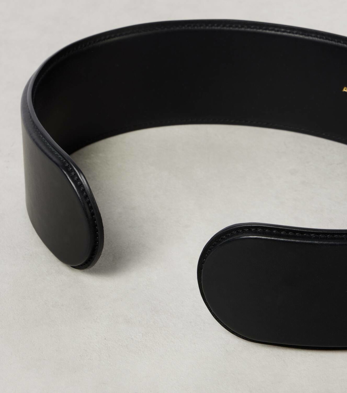 ベルト ALAIA FLEX LEATHER BELT ALAÏA BLACK FLEX LARGE BELT IN CALFSKIN |ALAÏA US