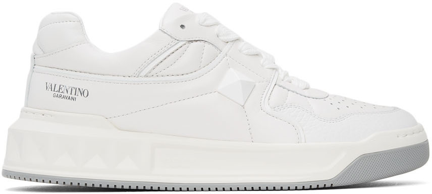【可愛いくて合わせやすい♪】VALENTINO Garavani Sneakers $1150 Valentino Garavani Women One Stud XL leather Low Top