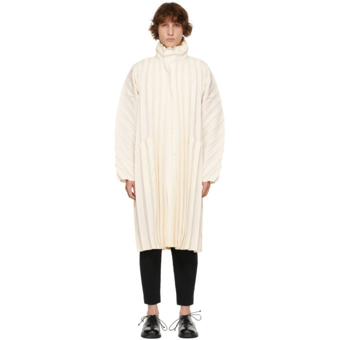 Photo: Homme Plisse Issey Miyake Off-White Edge Light Coat