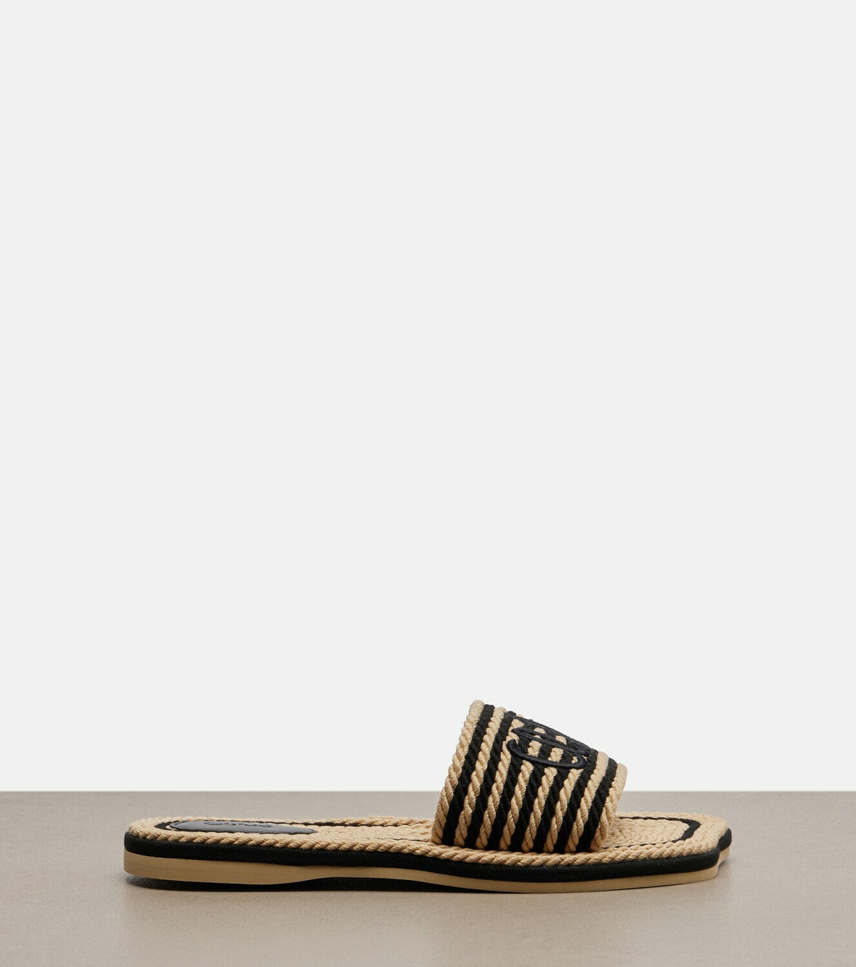 Chloé Chloé Sand logo slides