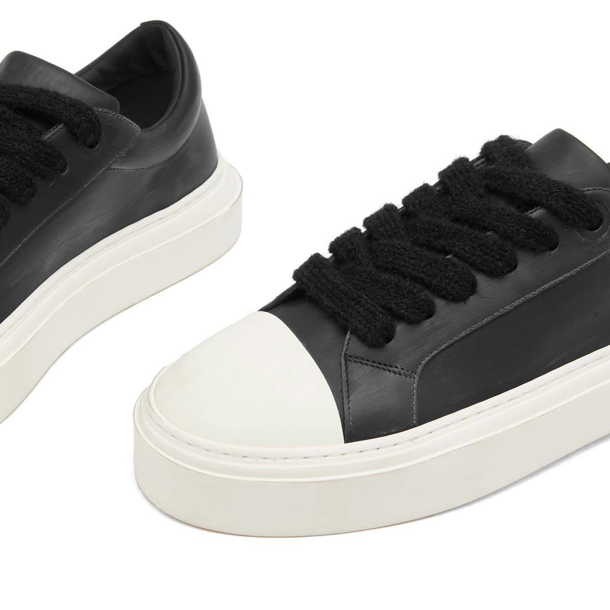 Cole Buxton Men's Wilson Court Sneaker in Black