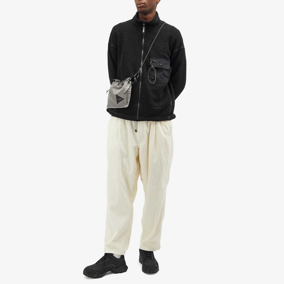 and wander Dyneema Sacoche in Charcoal 