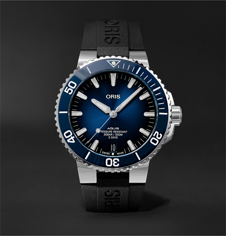 Photo: ORIS - Aquis Date Calibre 400 Automatic 43.5mm Stainless Steel and Rubber Watch, Ref. No. 01 400 7763 4135-07 4 24 74EB - Blue