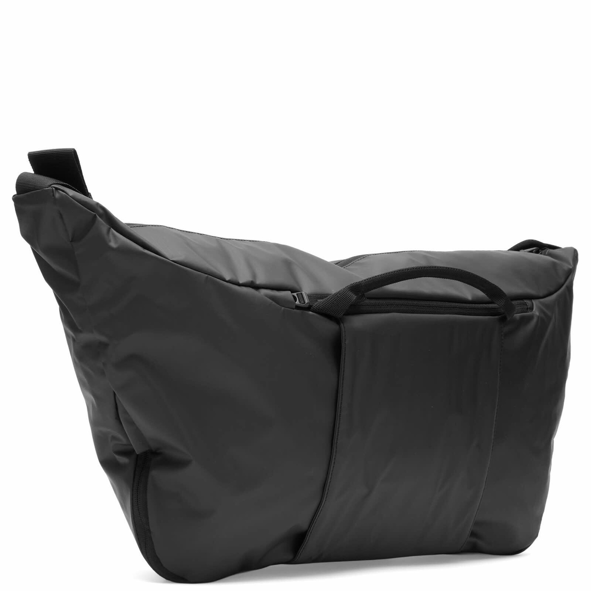 Db Journey Ramverk Pro Sling Bag - 24L in Black Out 