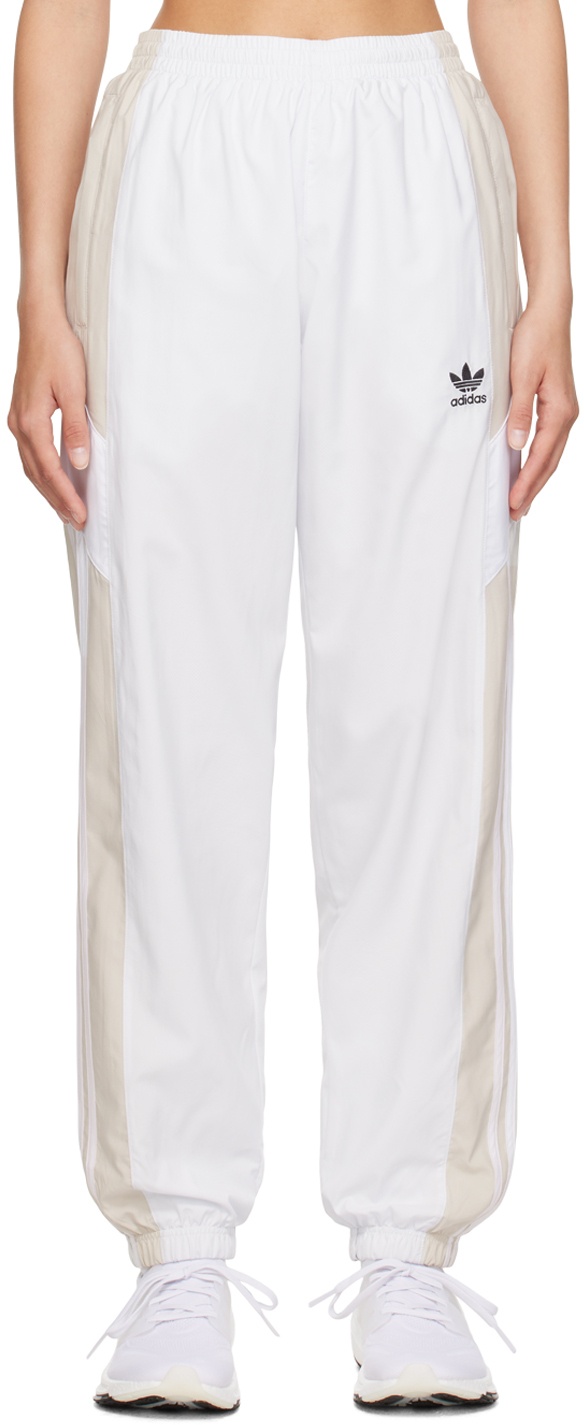adidas Originals Off-White Adicolor Clean Classics Lounge Pants