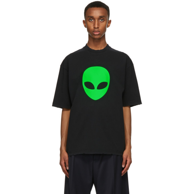 Photo: Balenciaga Black Alien Medium Fit T-Shirt