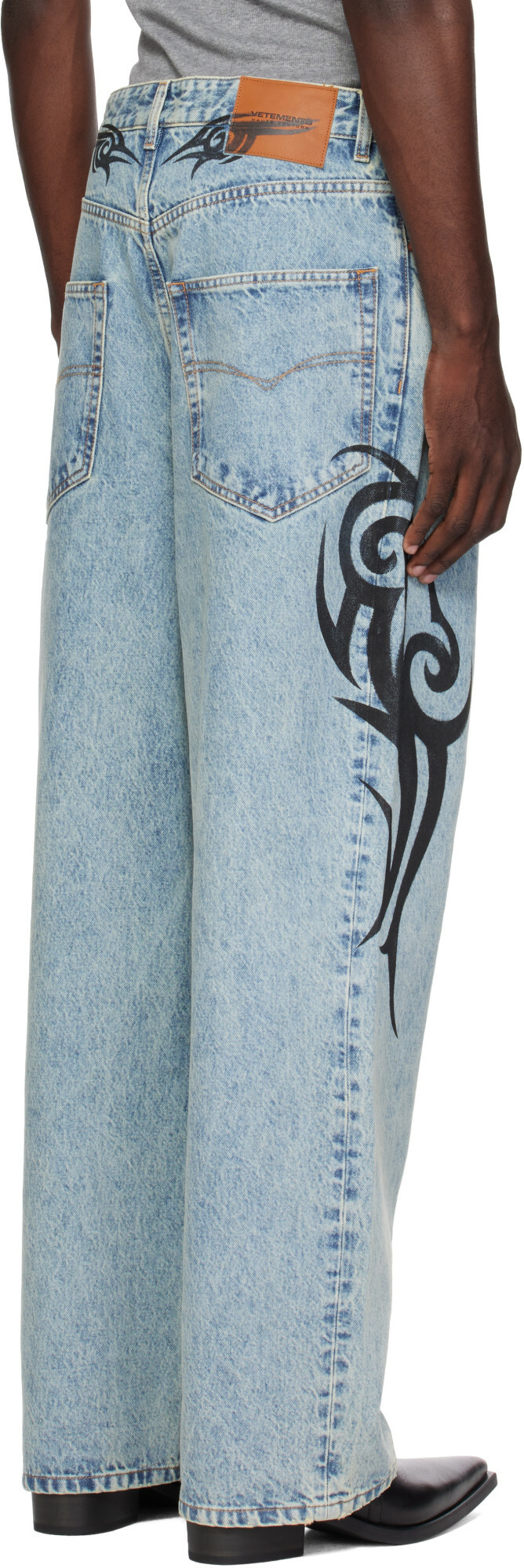 VETEMENTS Blue Graffiti Baggy Jeans