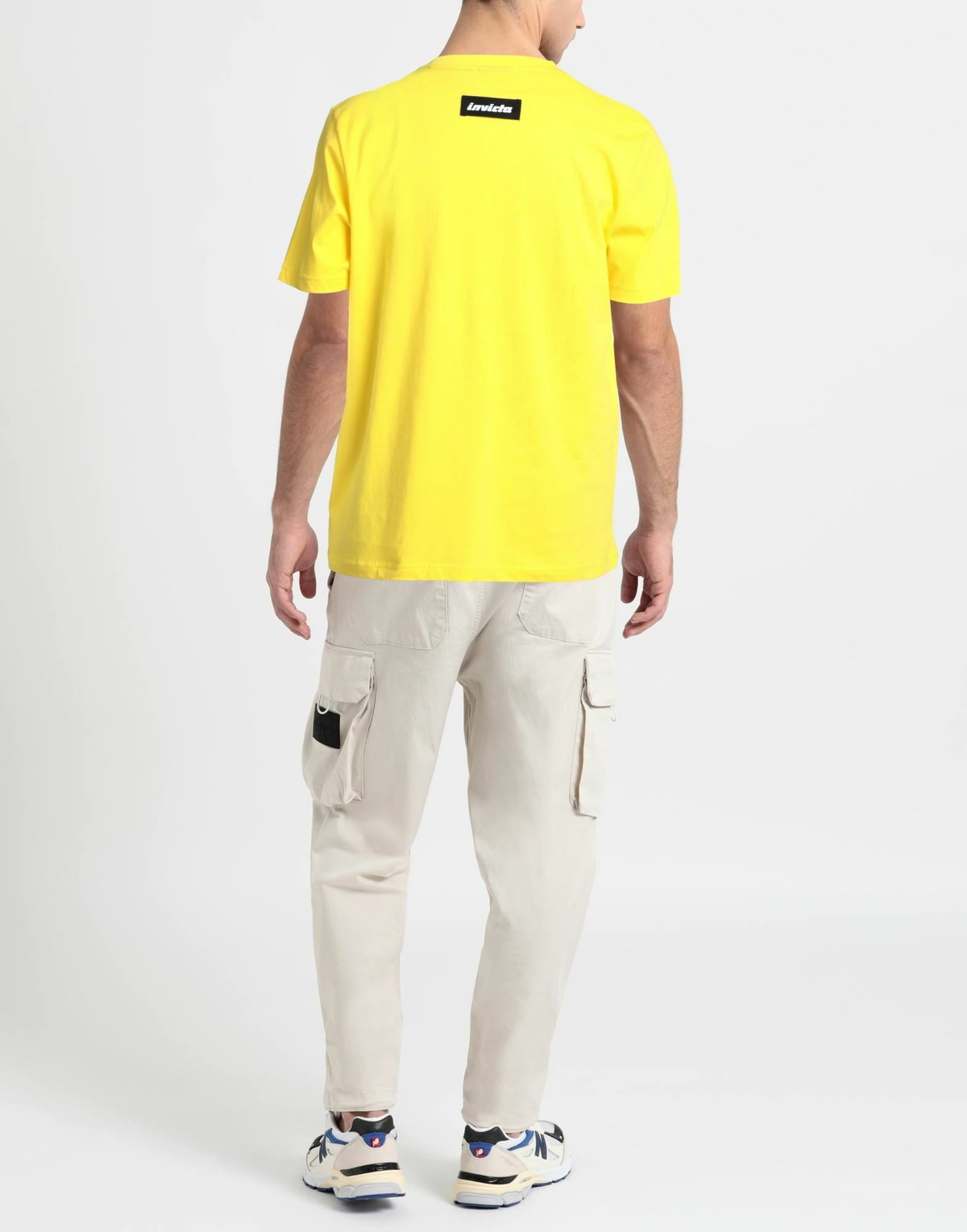 Invicta Mens T-shirt in Yellow
