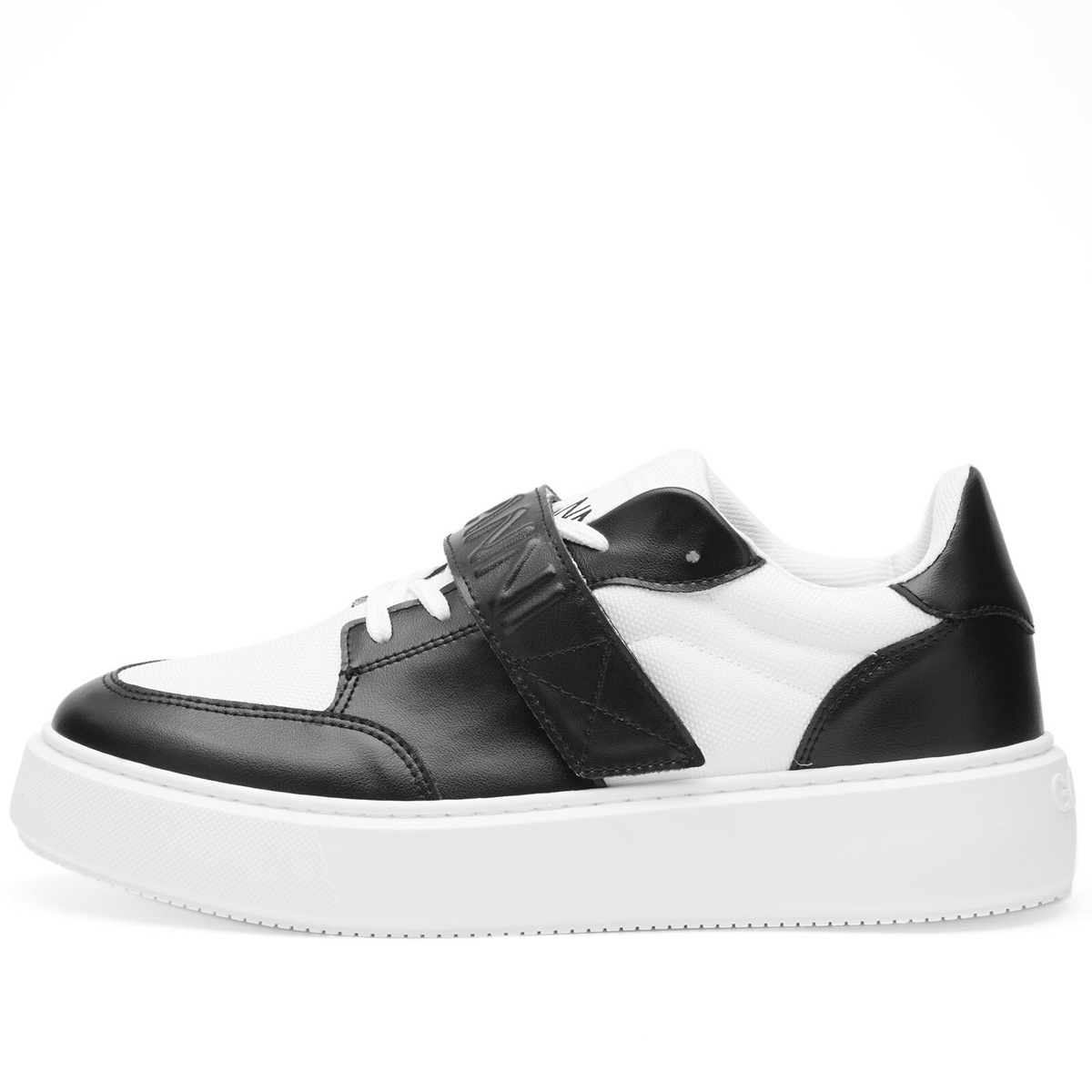 VELCRO TAB LOW-TOP SNEAKERS