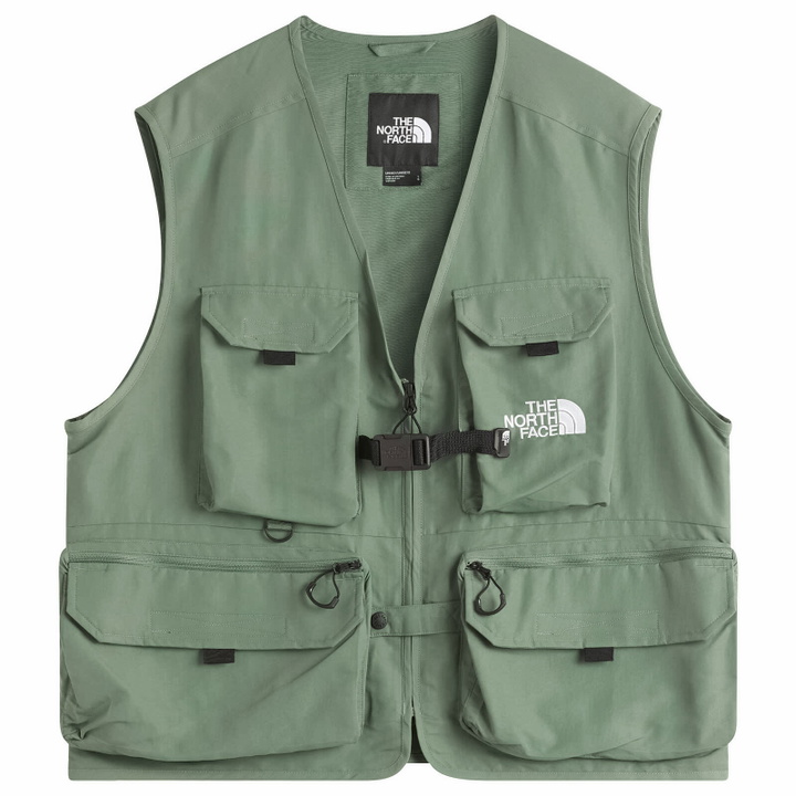 Photo: The North Face Men's Nse Vest in Duck Green