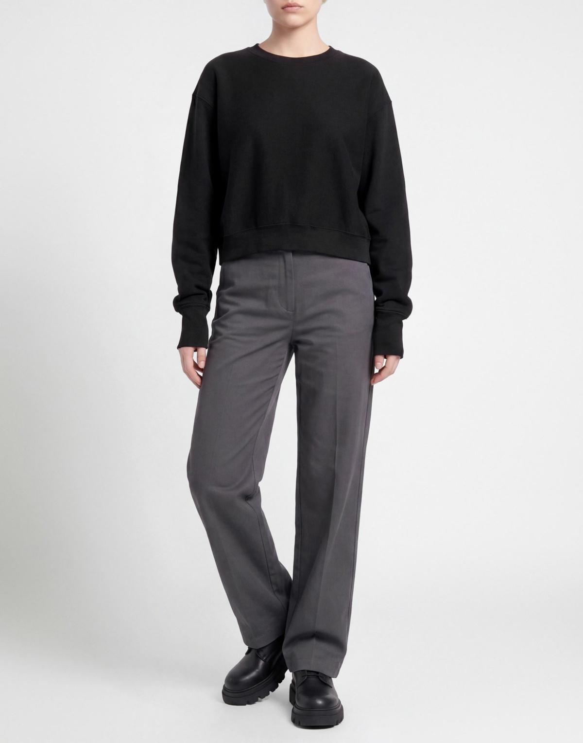 Les Tien Womens Sweatshirt in Black