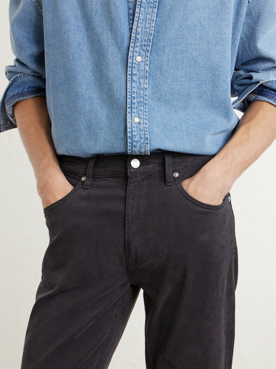FRAME - The Modern Slim-Fit Straight-Leg Jeans - Gray