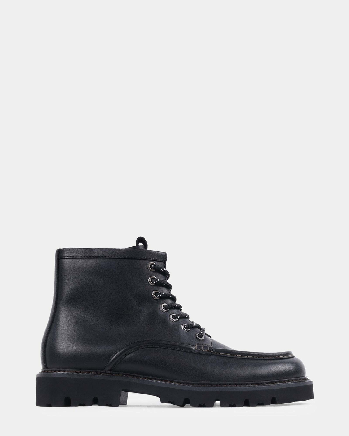 Steve Madden Mateo Boots in Black