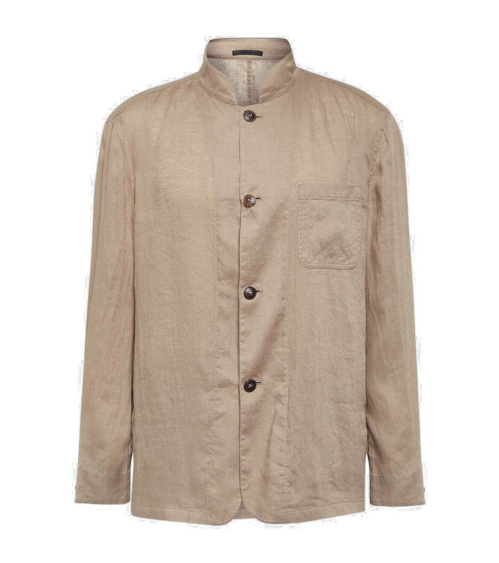 Photo: Giorgio Armani Linen blazer