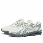 Asics GEL-Nimbus 10.1 Gore Tex Sneaker in White/Fjord Grey