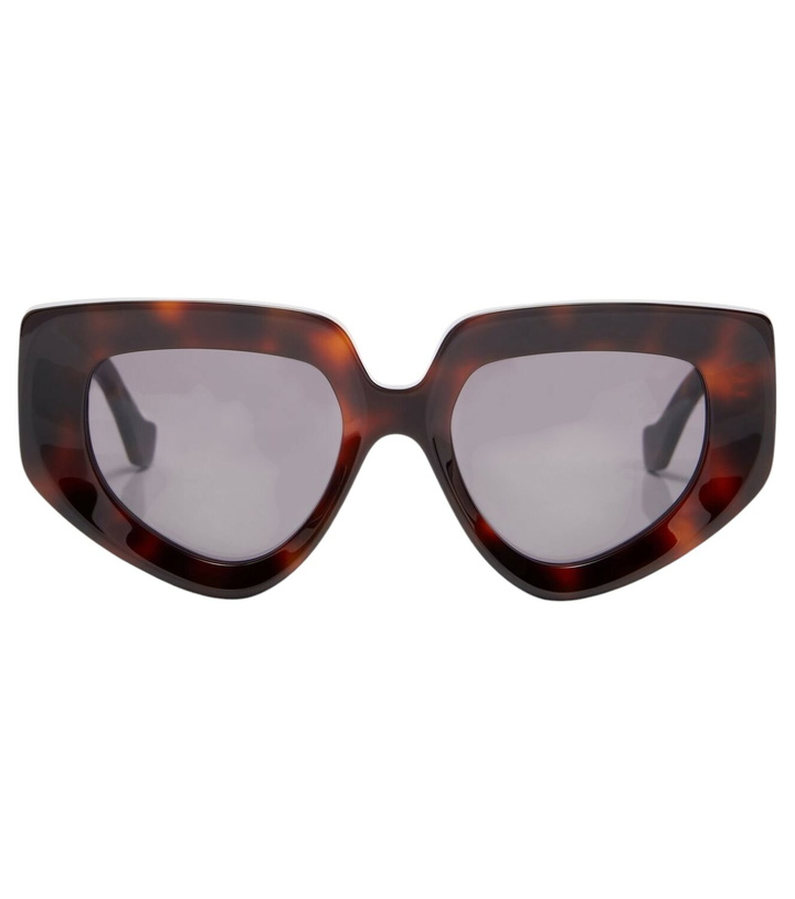 Photo: Loewe Anagram oversized sunglasses