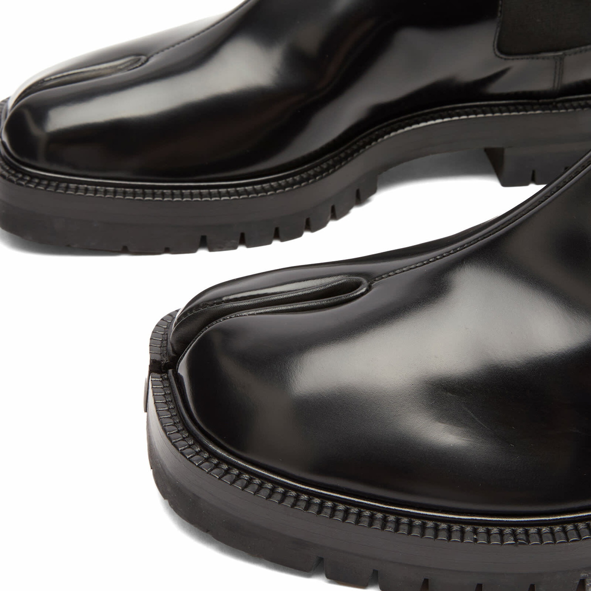 Maison Margiela Men's Tabi County Chelsea Boot in Black