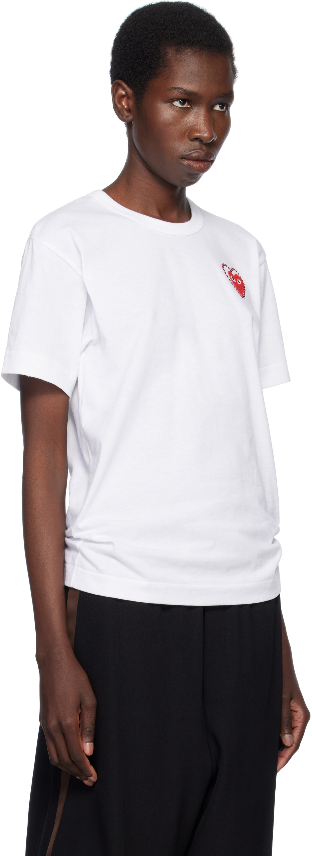 COMME des GARÇONS PLAY White Metal Stone Emblem Red Heart T-shirt