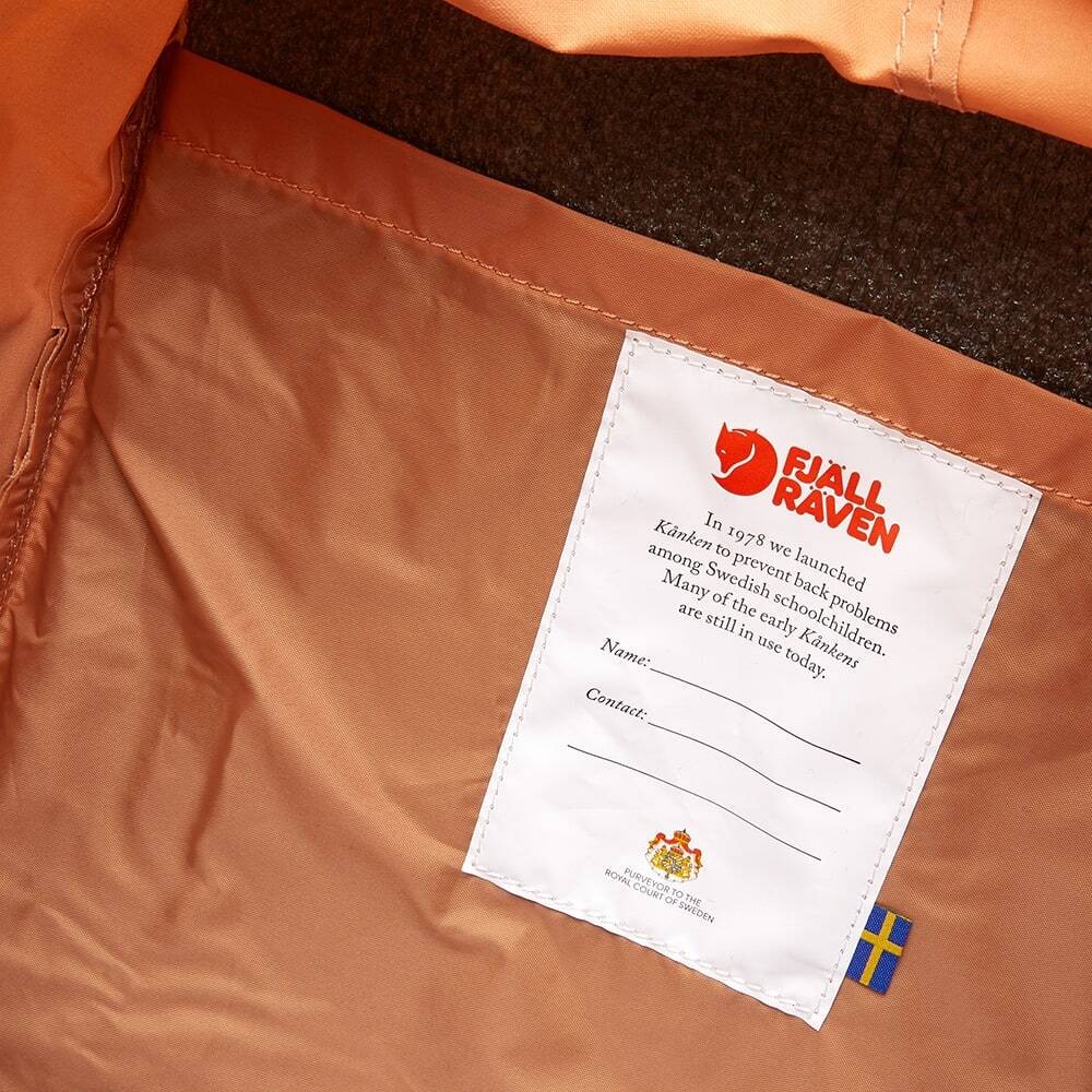 Fjällräven Men's Kånken in Peach Sand/Terracotta Brown Fjällräven