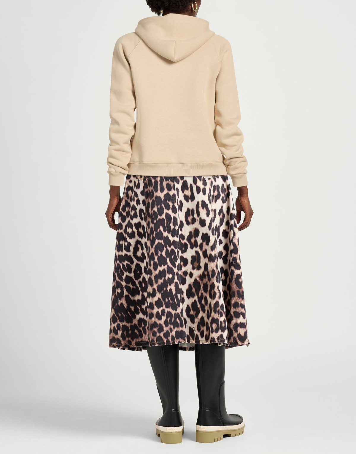 Berna Womens Sweatshirt in Beige