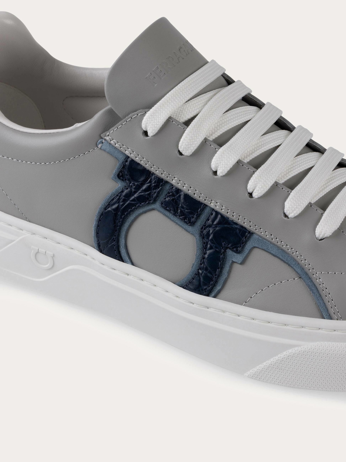 Ferragamo Mens Gancini low cut sneaker in Grey