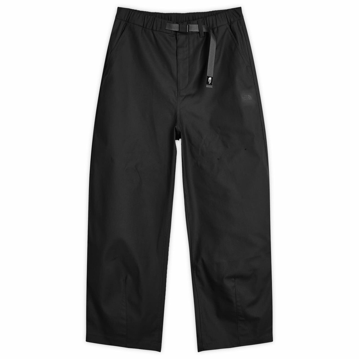 Photo: The North Face Men's Lightweight Woven Trousers in Tnf Black