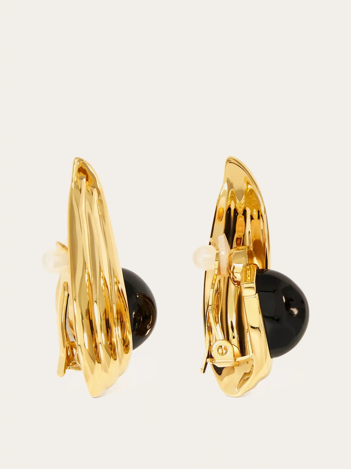 Ferragamo Womens Earrings with gems in Black